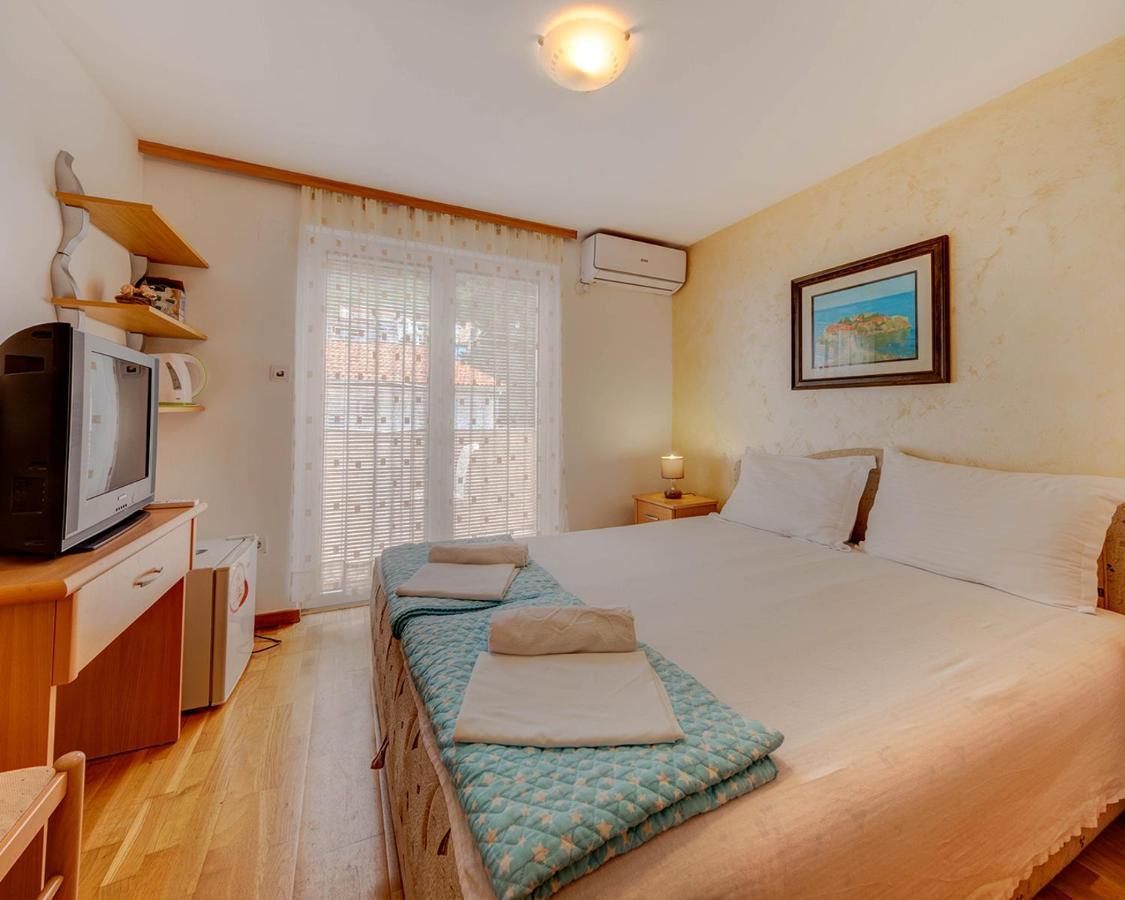 Disney Apartments Budva Exterior foto